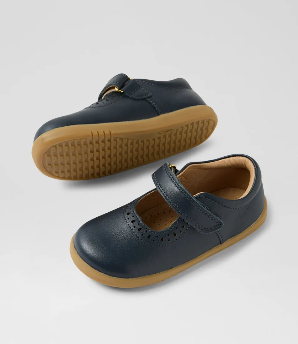 I Walk Lola Navy